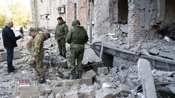 Ukrainian forces shell center of Donetsk - Sputnik International