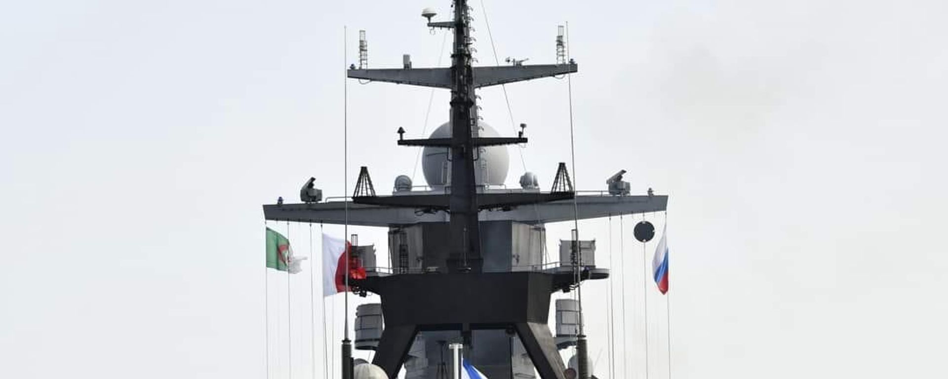 Russian warships have moored at the port of Algiers to carry out Joint Naval Exercises 2022 Russian warships have moored at the port of Algiers to carry out Joint Naval Exercises 2022 - Sputnik International, 1920, 20.10.2022
