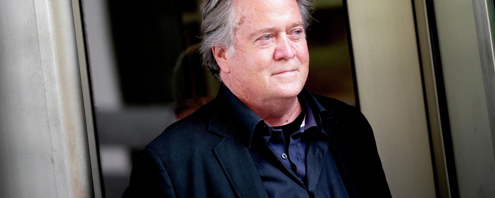 Former White House Chief Strategist Steve Bannon departs the United States District Court House on the first day of jury selection in his trial for contempt of Congress, in Washington, DC, on July 18, 2022 Former White House Chief Strategist Steve Bannon departs the United States District Court House on the first day of jury selection in his trial for contempt of Congress, in Washington, DC, on July 18, 2022 - Sputnik International, 1920, 05.11.2022