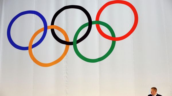 International Olympic Committee Vice President John Coates speaks during unveiling of the emblem of the Tokyo 2020 Olympics and Paralympic Games at Tokyo Metropolitan Plaza in Tokyo, Friday, July  24, 2015. - Sputnik International