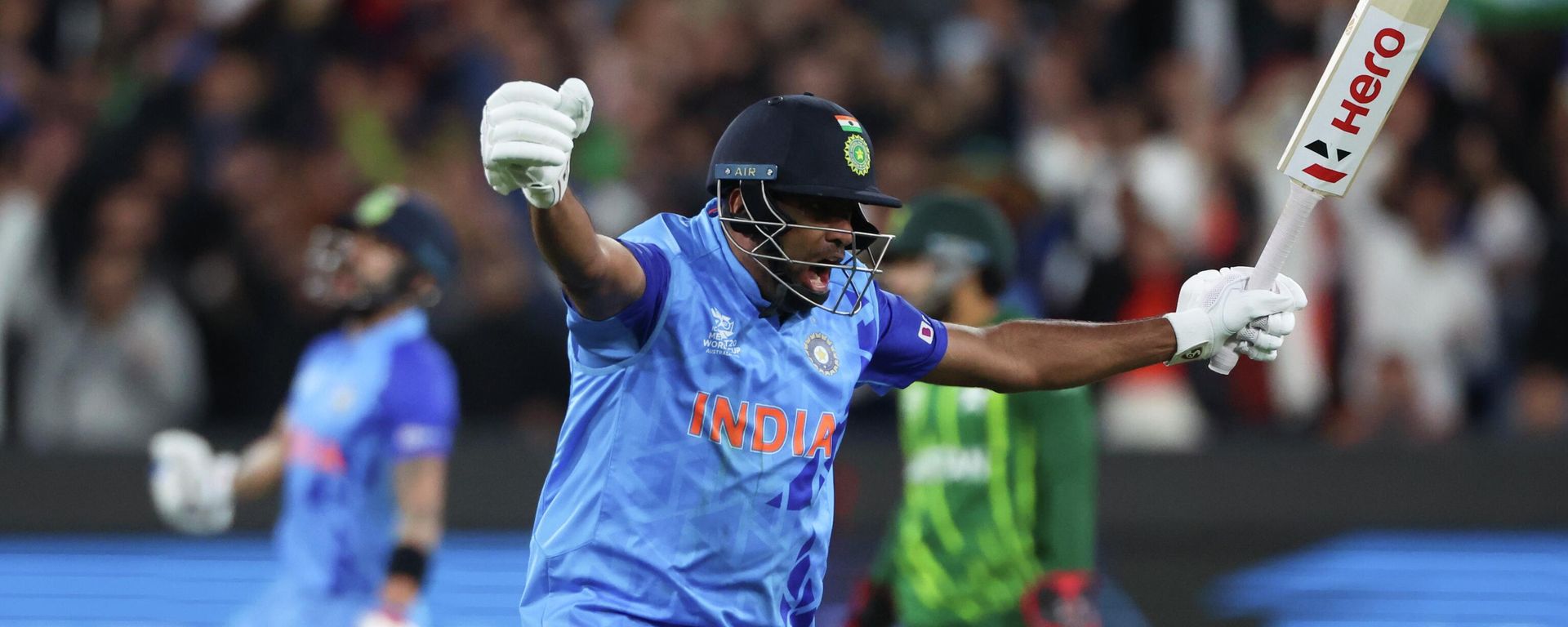 India's Ravichandran Ashwin reacts after hitting the winning runs during the T20 World Cup cricket match between India and Pakistan in Melbourne, Australia, Sunday, Oct. 23, 2022. India's Ravichandran Ashwin reacts after hitting the winning runs during the T20 World Cup cricket match between India and Pakistan in Melbourne, Australia, Sunday, Oct. 23, 2022. - Sputnik International, 1920, 24.10.2022