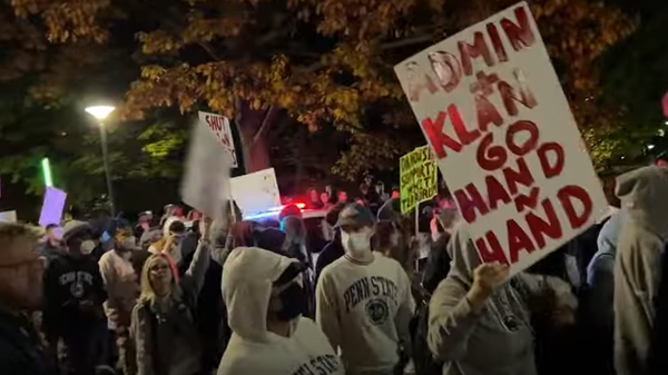 Penn State Protest - Sputnik International