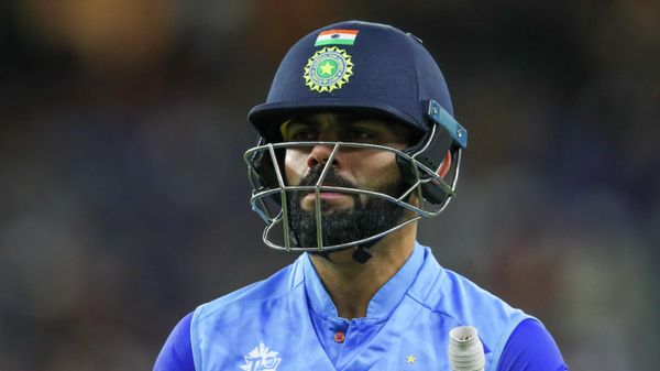 India's Virat Kohli walks from the field after he was dismissed during the T20 World Cup cricket match between the India and South Africa in Perth, Australia, Sunday, Oct. 30, 2022. - Sputnik International