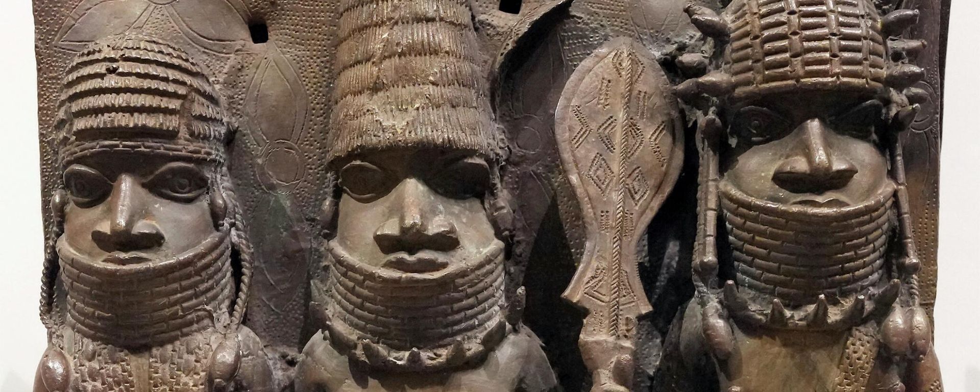Benin Bronzes, that were stolen in Africa during colonial times, are displayed in Berlin, Germany, Thursday, Sept. 15, 2022. Benin Bronzes, that were stolen in Africa during colonial times, are displayed in Berlin, Germany, Thursday, Sept. 15, 2022. - Sputnik International, 1920, 10.11.2022