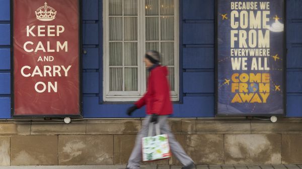 A woman walks past the Royal Alexandra Theatre in Toronto, Ontario. File photo. A woman walks past the Royal Alexandra Theatre in Toronto, Ontario. File photo. - Sputnik International