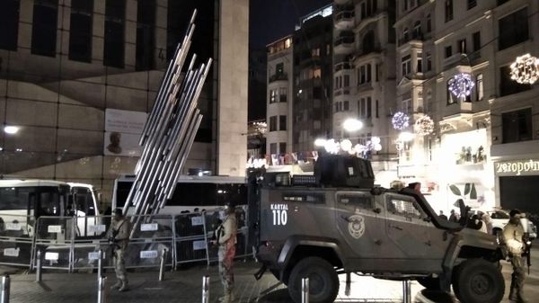 Police patrol streets of central Istanbul following explosion in Istiklal street, November 13, 2022 - Sputnik International