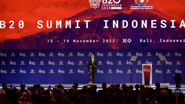 Indonesian President Joko Widodo delivers his closing speech during the B20 Summit as part of the G20 dialogue, in Nusa Dua on the Indonesian resort island of Bali on November 14, 2022 - Sputnik International