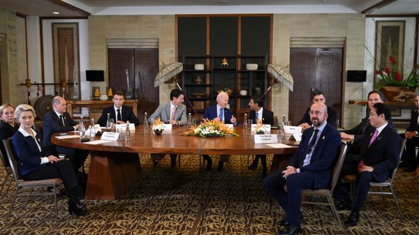 Экстренное совещание в кулуарах саммита лидеров G20 на Бали - Sputnik International