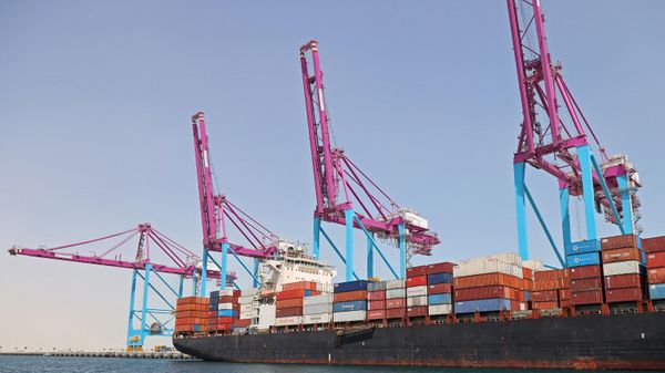 India-flagged SCI CHENNAI container ship is moored at Hamad Port in the Qatari capital Doha on March 20, 2022. - Sputnik International