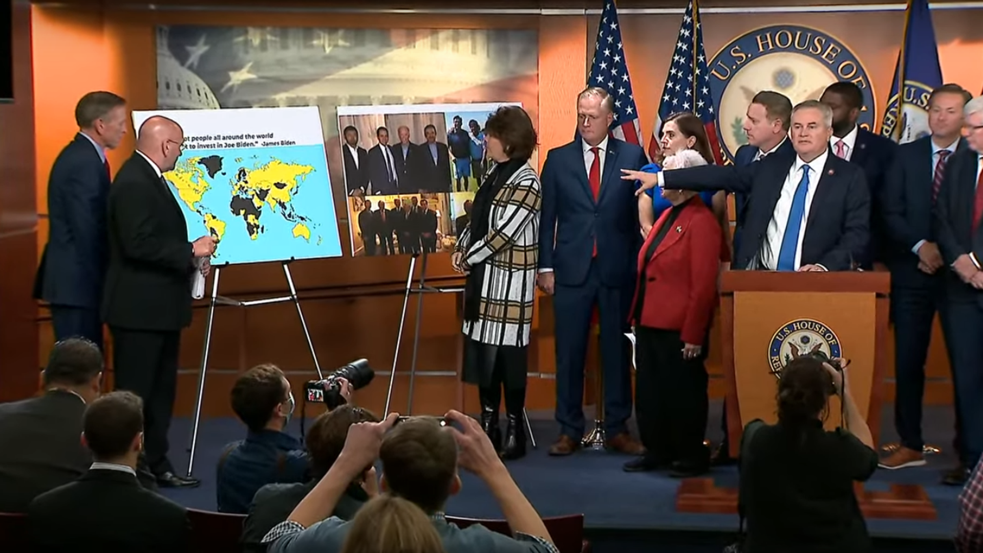 Representative James Comer announces an investigation into the Biden family's alleged illegal business activities in countries around the world. November 17, 2022. Screengrab of House video. Representative James Comer announces an investigation into the Biden family's alleged illegal business activities in countries around the world. November 17, 2022. Screengrab of House video. - Sputnik International, 1920, 17.11.2022
