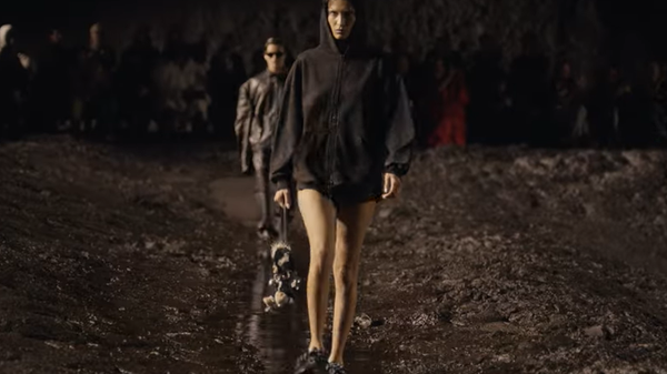 Balenciaga Paris Fashion Week Spring/Summer Collection 2023 - Sputnik International