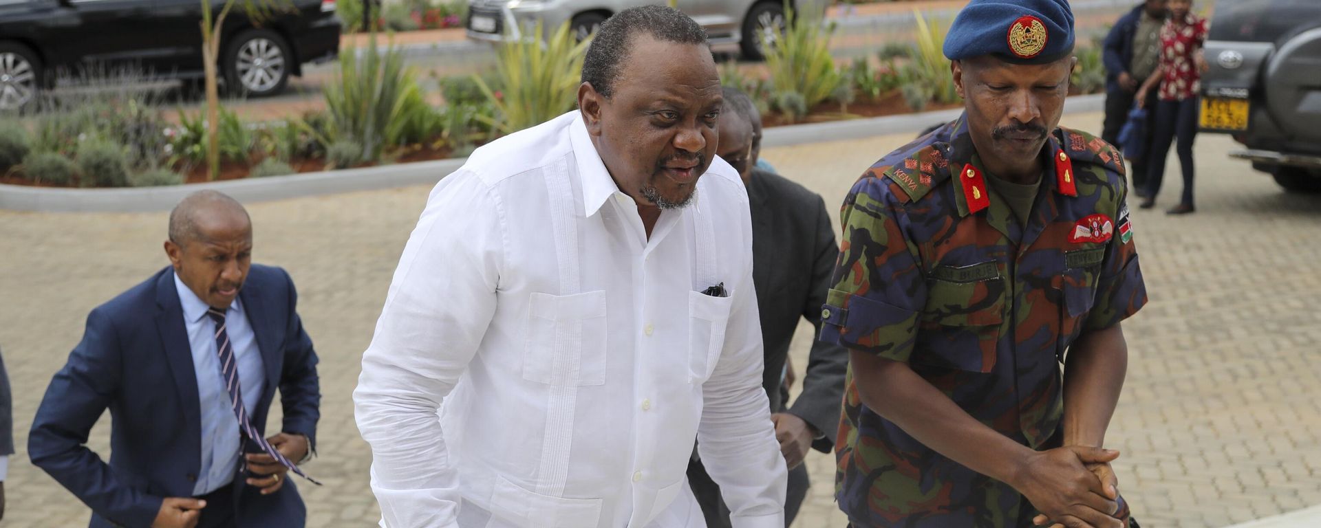 Kenya's former President Uhuru Kenyatta, center, arrives for Ethiopian peace talks in Nairobi, Kenya Saturday, Nov. 12, 2022 Kenya's former President Uhuru Kenyatta, center, arrives for Ethiopian peace talks in Nairobi, Kenya Saturday, Nov. 12, 2022 - Sputnik International, 1920, 24.11.2022