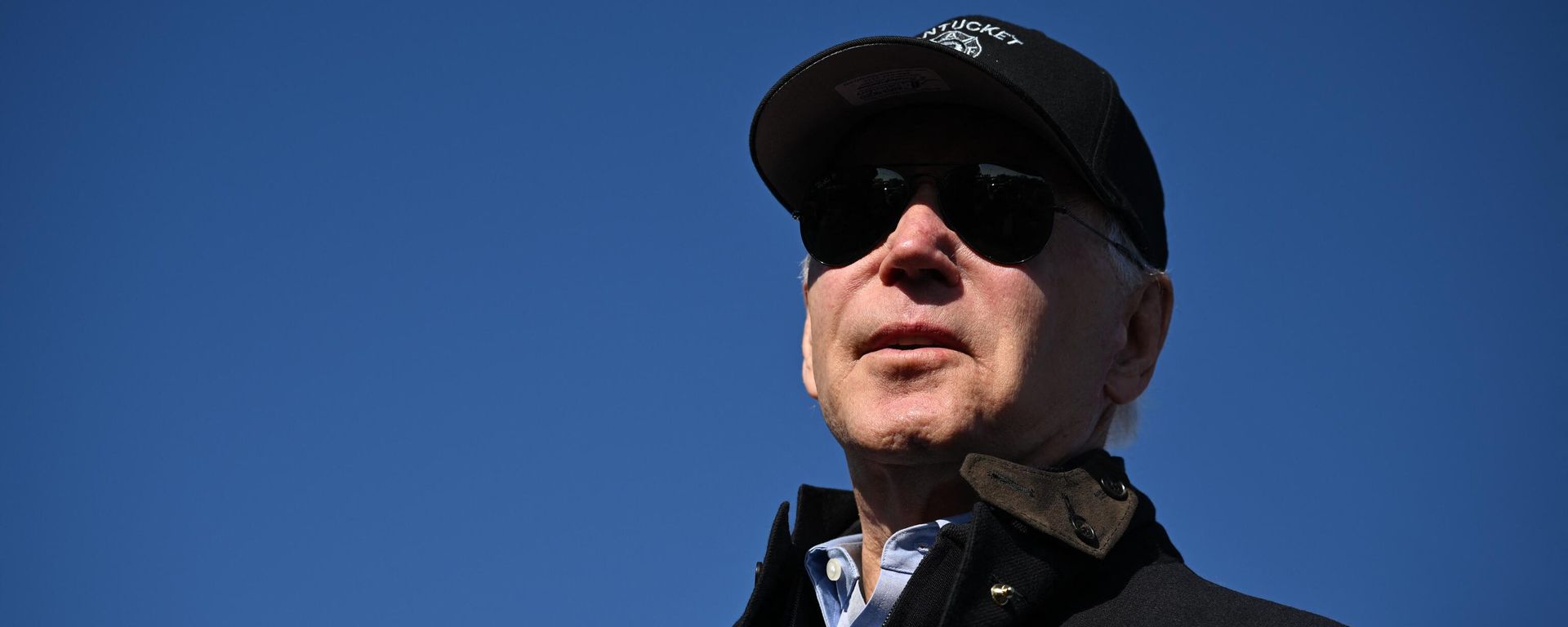 US President Joe Biden speaks to the press after visiting a Nantucket, Massachusetts, fire station on November 24, 2022. US President Joe Biden speaks to the press after visiting a Nantucket, Massachusetts, fire station on November 24, 2022. - Sputnik International, 1920, 20.01.2023