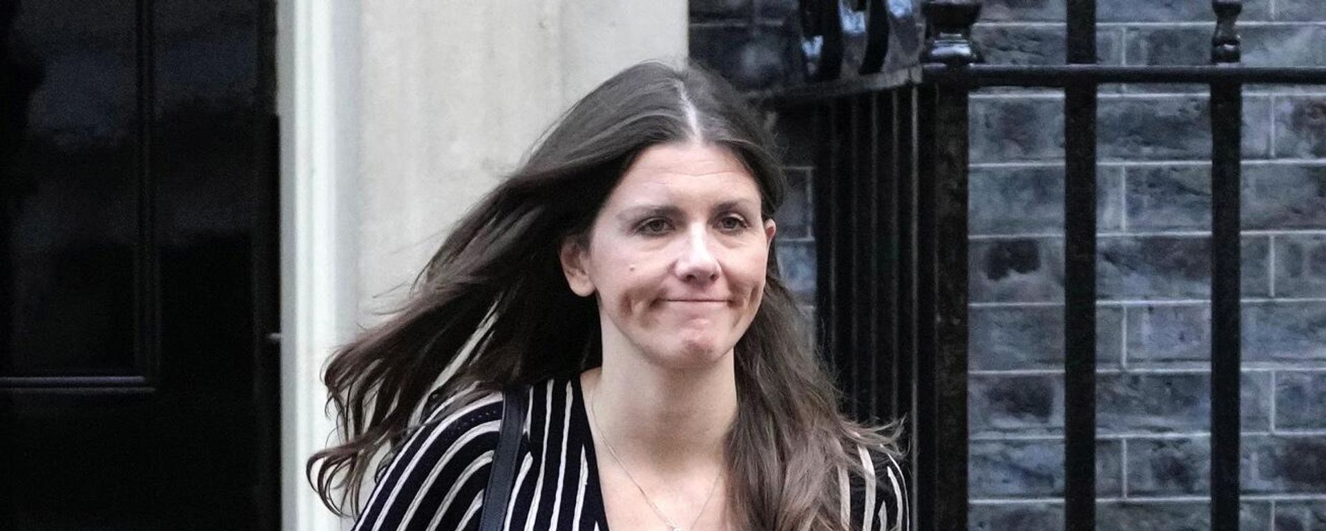 Britain's Secretary of State for Digital, Culture, Media and Sport Michelle Donelan leaves after a cabinet meeting at 10 Downing Street in London - Sputnik International, 1920, 29.11.2022