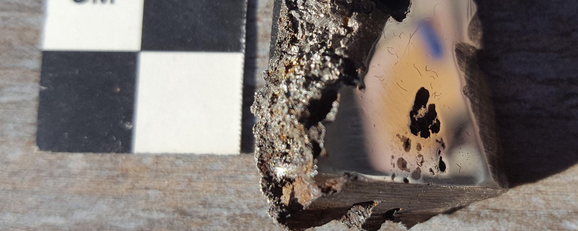 A slice of the El Ali meteorite, now housed in the U of A's Meteorite Collection, contains two minerals never before seen on Earth. - Sputnik International, 1920, 29.11.2022