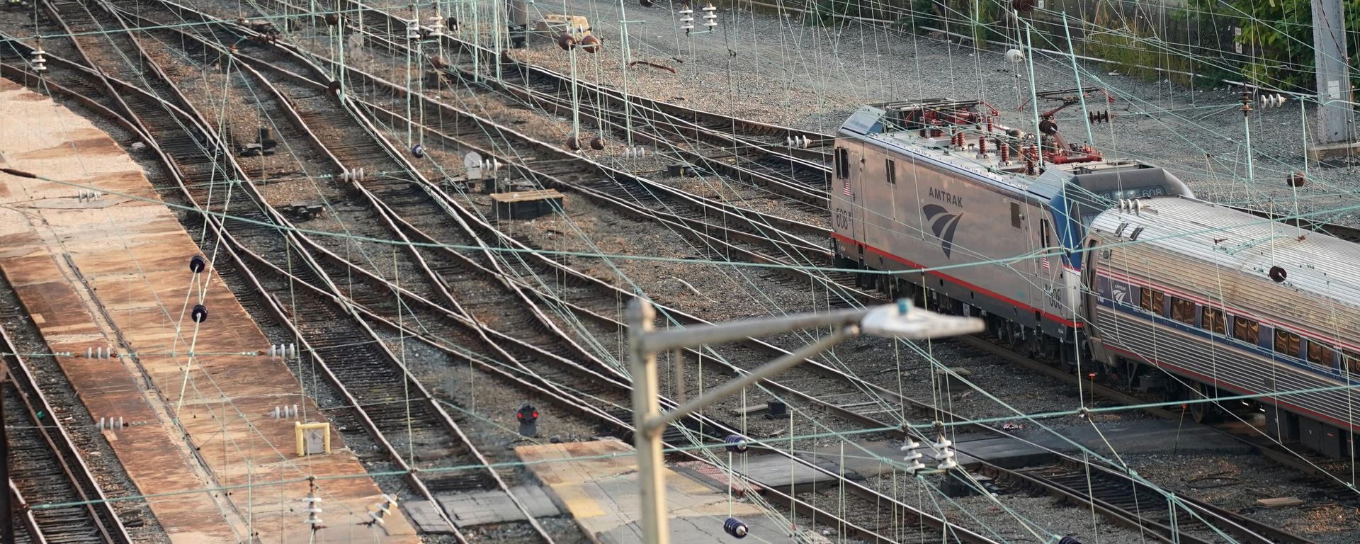 Amtrak trains travel through Washington, DC, on September 15, 2022. - Sputnik International, 1920, 01.12.2022