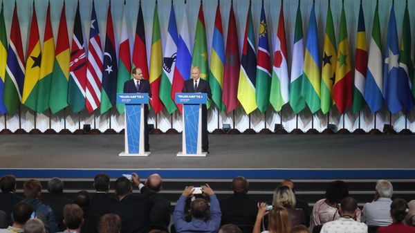 Russia's President Vladimir Putin and Egypt's President Abdel Fattah al-Sisi make a press statement following the 2019 Russia-Africa Summit at the Sirius Park of Science and Art in Sochi, Russia, on October 24, 2019. - Sputnik International