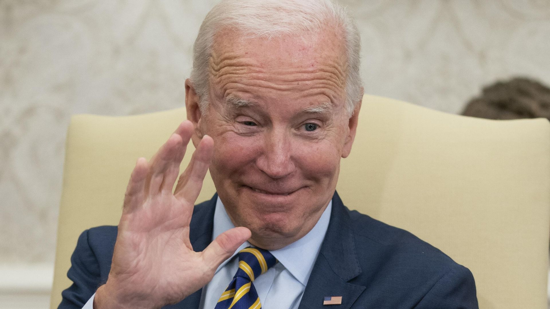 President Joe Biden waves during a meeting with South African President Cyril Ramaphosa in the Oval Office of the White House, Friday, Sept. 16, 2022, in Washington. President Joe Biden waves during a meeting with South African President Cyril Ramaphosa in the Oval Office of the White House, Friday, Sept. 16, 2022, in Washington. - Sputnik International, 1920, 17.02.2023
