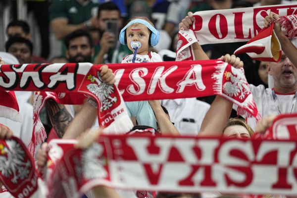 Fans cheer on the stands as the World Cup round of 16 soccer match between France and Poland starts at the Al Thumama Stadium in Doha, Qatar on Sunday, December 4, 2022. - Sputnik International