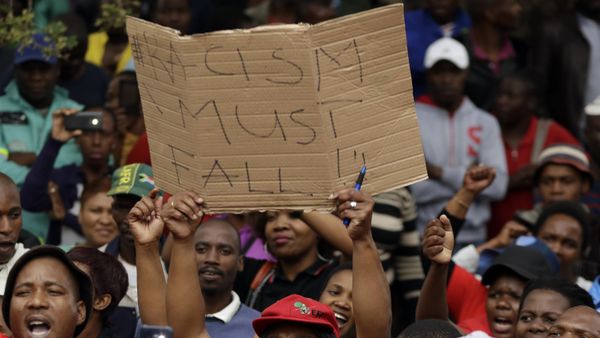 An Economic Freedom Fighters (EFF), supporter holds a placard outside the high court in Middelburg, South Africa, Wednesday, Nov. 16, 2016.  - Sputnik International