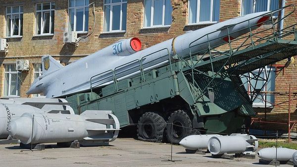 Tu-141 on its launch platform at the Ukrainian State Museum of Aviation in Kiev. File photo. - Sputnik International