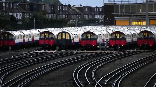Piccadilly line trains sit in their depot as members of the Rail, Maritime and Transport union (RMT) strike over jobs, pay and pensions in London - Sputnik International