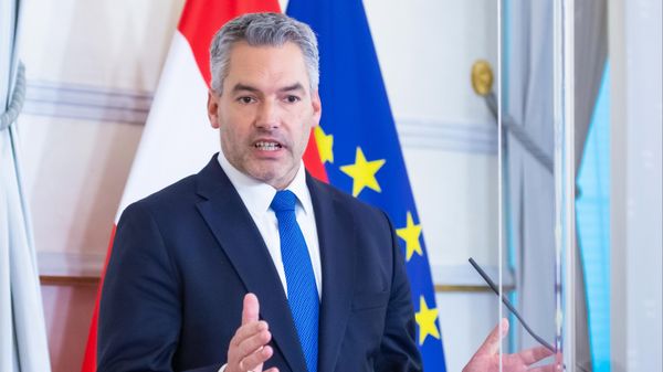 Austrian new Chancellor Karl Nehammer attends a news conference in Vienna, Austria. - Sputnik International