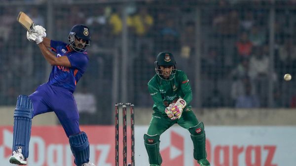 India's Axar Patel plays a shot during the second one day international cricket match between Bangladesh and India in Dhaka, Bangladesh, Wednesday, Dec. 7, 2022. - Sputnik International