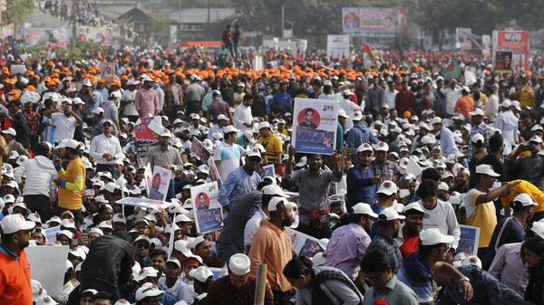 Supporters of Bangladesh Nationalist Party (BNP) take part in the party's last divisional rally in Dhaka on December 10, 2022 - Sputnik International