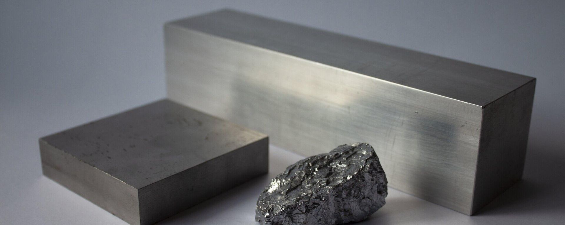 metal blocks - Sputnik International, 1920, 02.12.2024