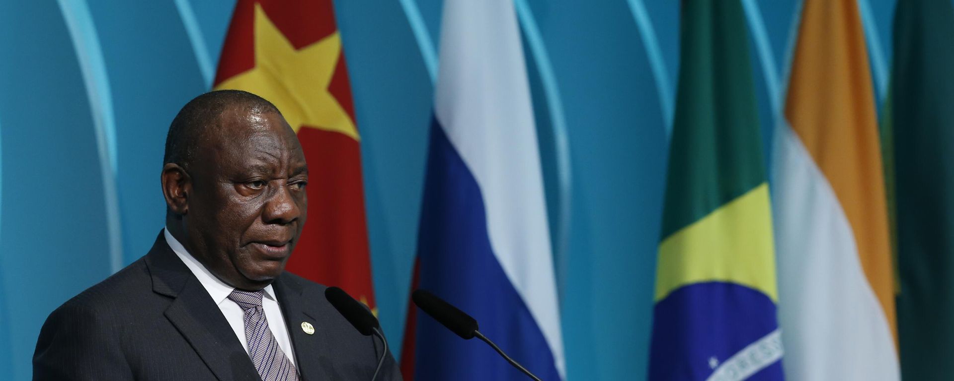 South Africa's President Cyril Ramaphosa speaks during the BRICS Business Council prior the 11th edition of the BRICS Summit, in Brasilia, Brazil, Wednesday, Nov. 13, 2019. South Africa's President Cyril Ramaphosa speaks during the BRICS Business Council prior the 11th edition of the BRICS Summit, in Brasilia, Brazil, Wednesday, Nov. 13, 2019. - Sputnik International, 1920, 27.02.2023