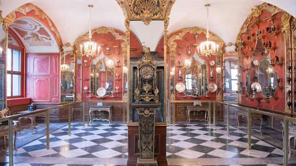 In this file photo taken on April 9, 2019 shows the White Silver Room (Weißsilberzimmer), one of the rooms in the historic Green Vault (Gruenes Gewoelbe) at the Royal Palace in Dresden, eastern Germany. - Sputnik International