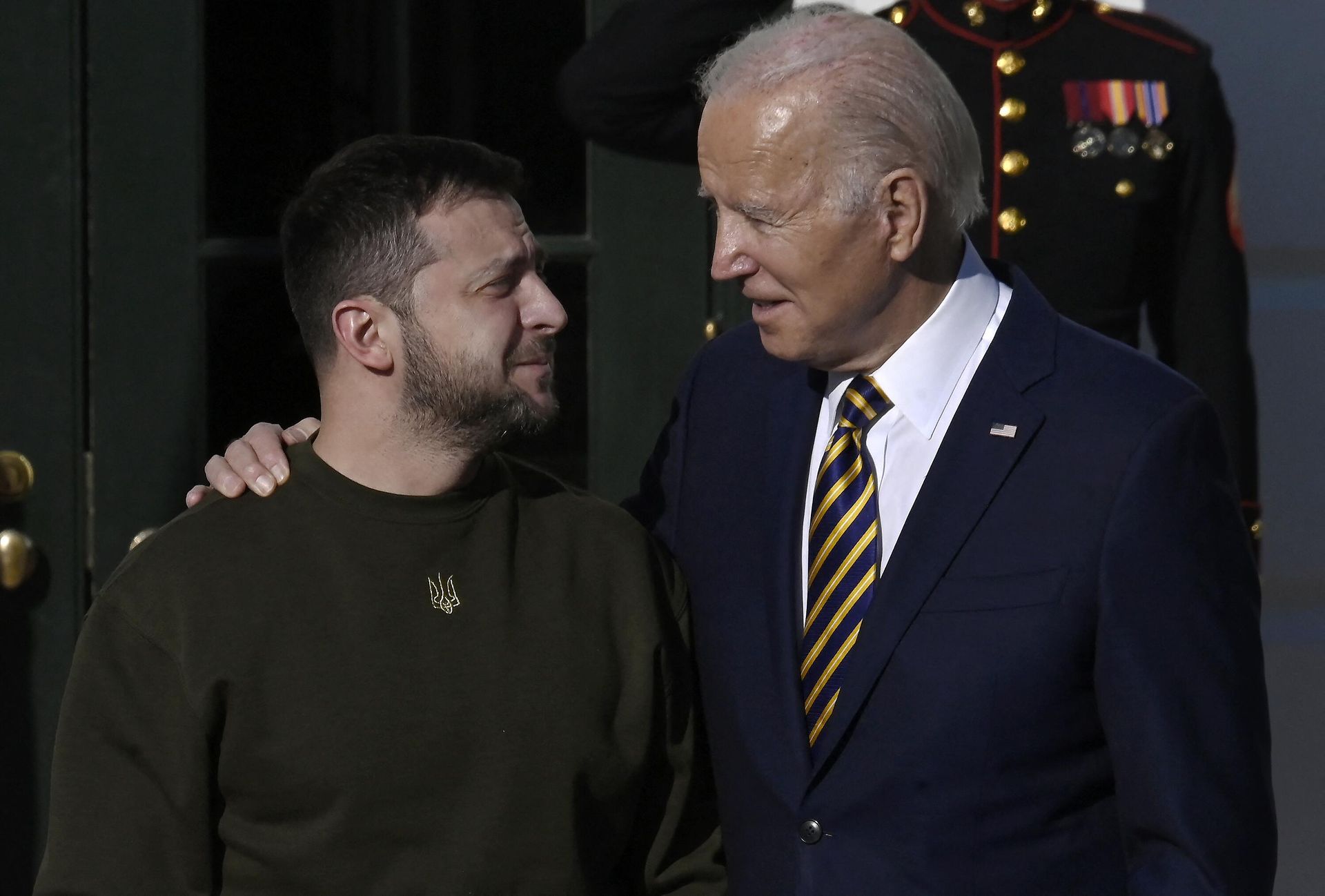 US President Joe Biden and Ukrainian President Volodymyr Zelensky - Sputnik International, 1920, 24.12.2022