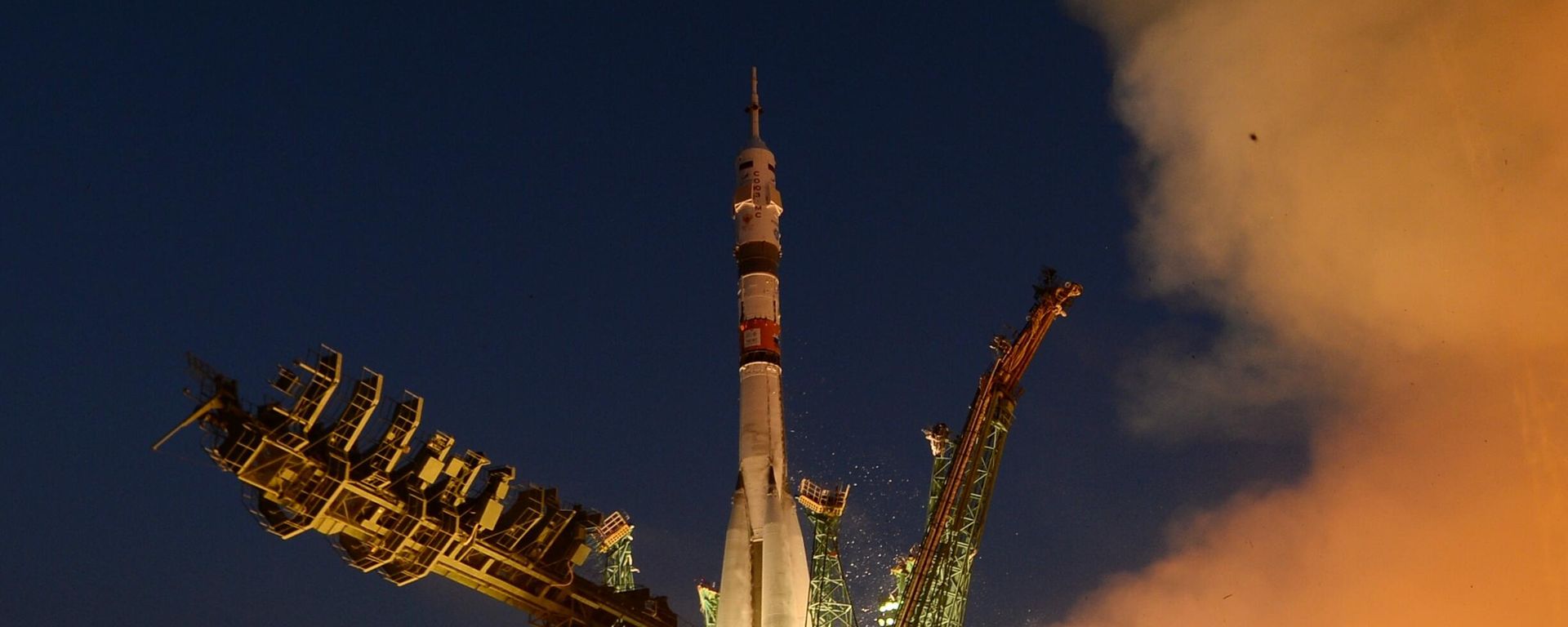 Launch of the Soyuz-2.1a carrier rocket with the Soyuz MS-22 transport manned spacecraft from the Baikonur Cosmodrome. Launch of the Soyuz-2.1a carrier rocket with the Soyuz MS-22 transport manned spacecraft from the Baikonur Cosmodrome. - Sputnik International, 1920, 09.02.2023