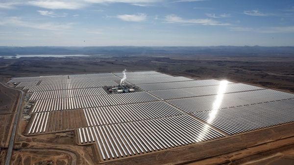  An aerial view of a solar power plant in Ouarzazate, central Morocco on Feb.4, 2016. Renewable energy's potential across the African continent remains largely untapped, according to a new report in April 2022 by the United Nation's Intergovernmental Panel on Climate Change.  - Sputnik International