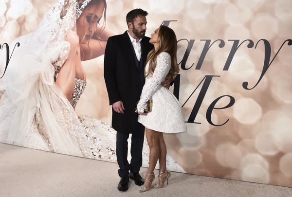 Cast members Jennifer Lopez and Ben Affleck attend a photo call for a special screening of "Marry Me" at DGA Theater on Tuesday, Feb. 8, 2022, in Los Angeles. - Sputnik International