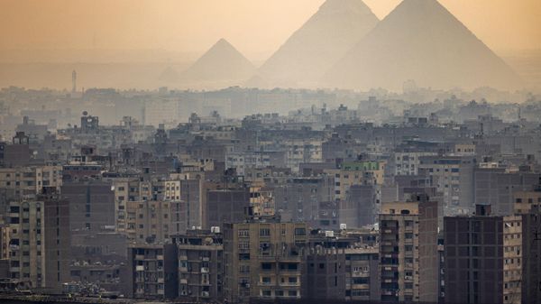 This picture taken on November 1, 2022 shows a view of the skyline of Giza, the twin-city of Egypt's capital - Sputnik International