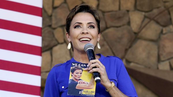 Republican governor candidate Kari Lake speaks to supporters at a campaign event in Queen Creek, Ariz., Oct. 5, 2022. - Sputnik International