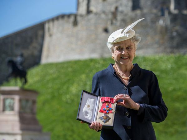 British-American actress and singer Dame Angela Lansbury was an international icon whose career highs include appearing twice with Elizabeth Taylor ('National Velvet' in 1944 and 'The Mirror Crack'd' in 1980), playing Laurence Harvey's sinister mother in 'The Manchurian Candidate' in 1962, and almost 20 years as the retired school teacher-turned sleuth, Jessica Fletcher in 'Murder, She Wrote'. She died in Los Angeles, California on 11 October 2022 aged 96. - Sputnik International