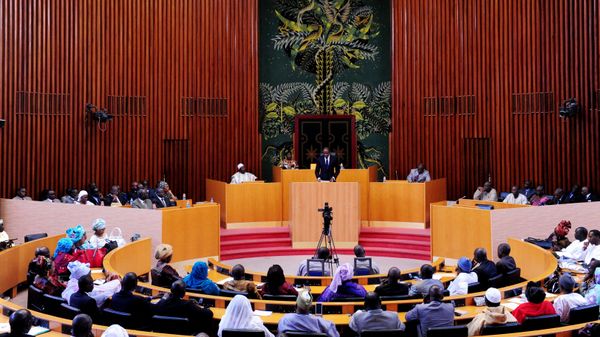 Senegalese Foreign Minister Mankeur Ndiaye gives a speech on January 16, 2013 at the National Assembly in Dakar.  - Sputnik International