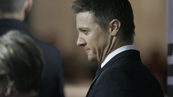 Jeremy Renner - Sputnik International