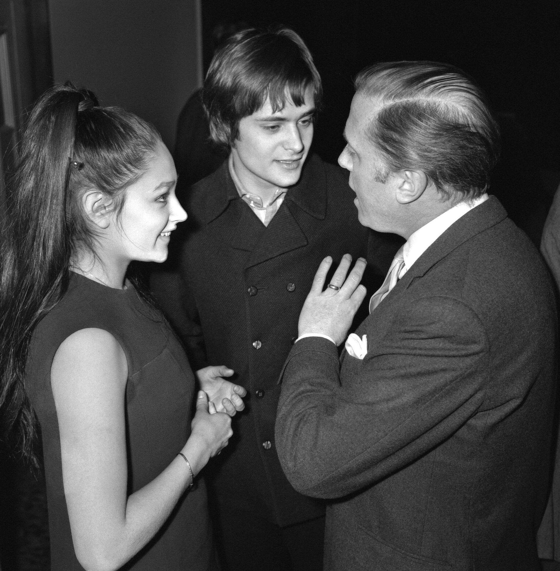 16-year-old British actress Olivia Hussey and 17-year-old British actor Leonard Whiting, who play the leading roles in Franco Zeffirelli's film version of Shakespeare's Romeo and Juliet, are seen during the rehearsal for the Royal Film Performance which will take place tomorrow night in London. Mar. 3, 1968. (AP Photo/Bob Dear) 16-year-old British actress Olivia Hussey and 17-year-old British actor Leonard Whiting, who play the leading roles in Franco Zeffirelli's film version of Shakespeare's Romeo and Juliet, are seen during the rehearsal for the Royal Film Performance which will take place tomorrow night in London. Mar. 3, 1968. (AP Photo/Bob Dear) - Sputnik International, 1920, 04.01.2023