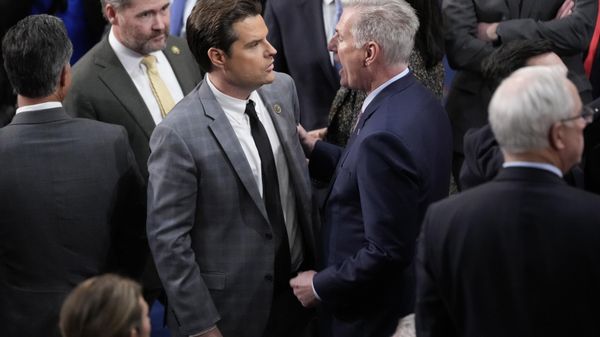 Rep. Kevin McCarthy, R-Calif., talks with Rep. Matt Gaetz, R-Fla. - Sputnik International