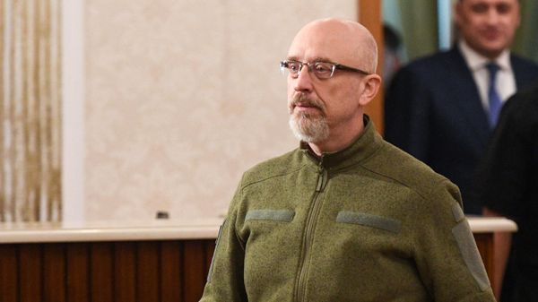 Ukrainian Defense Minister Oleksii Reznikov in peace talks with Russia in Belarus. February 2022. - Sputnik International