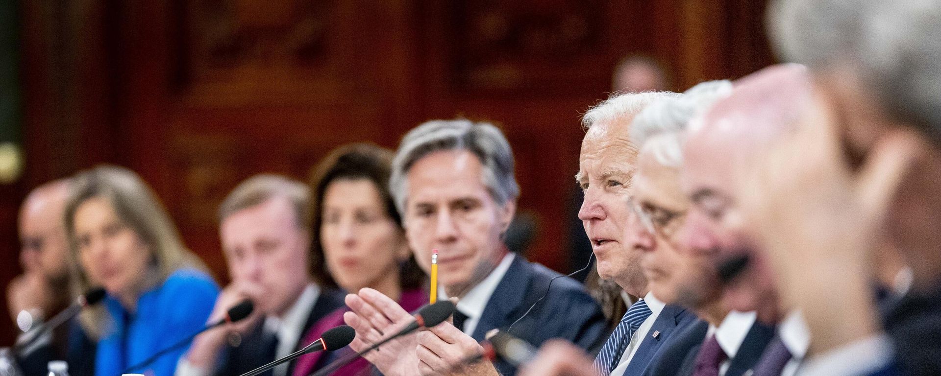 President Joe Biden speaks during a meeting with Mexican President Andres Manuel Lopez Obrador at the National Palace in Mexico City President Joe Biden speaks during a meeting with Mexican President Andres Manuel Lopez Obrador at the National Palace in Mexico City - Sputnik International, 1920, 10.01.2023