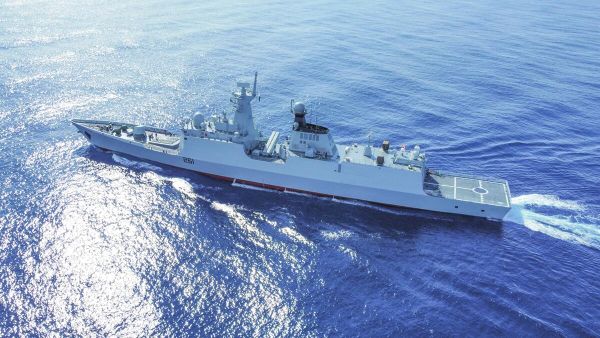 The PNS Tughril, a Type 054A/P frigate, patrols Pakistan's coastal waters.  - Sputnik International
