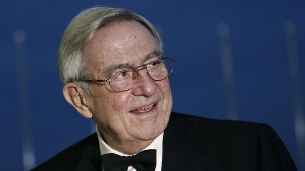 Former King Constantine II of Greece arrives at the Yacht Club of Greece in Piraeus, near Athens, on Thursday, Sept. 18, 2014. Former King Constantine II of Greece and former Queen Anne-Marie celebrate Thursday their Golden wedding anniversary with royals from all over Europe. - Sputnik International