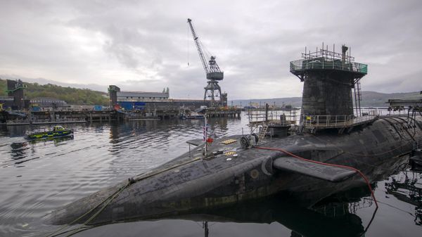 Vanguard-class submarine HMS Vigilant, one of the UK's four nuclear warhead-carrying submarines at HM Naval Base Clyde, Faslane, west of Glasgow, Scotland on April 29, 2019 - Sputnik International