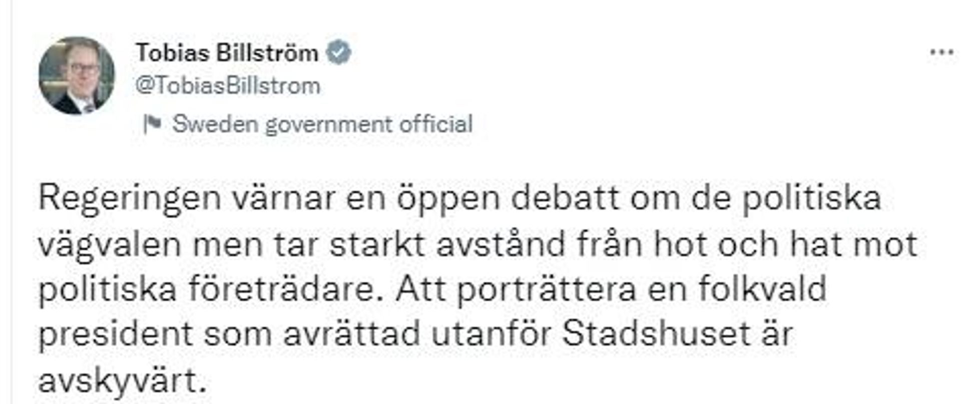 Screenshots of tweets commenting on the hanged doll of President Erdogan in Stockholm Screenshots of tweets commenting on the hanged doll of President Erdogan in Stockholm - Sputnik International, 1920, 13.01.2023