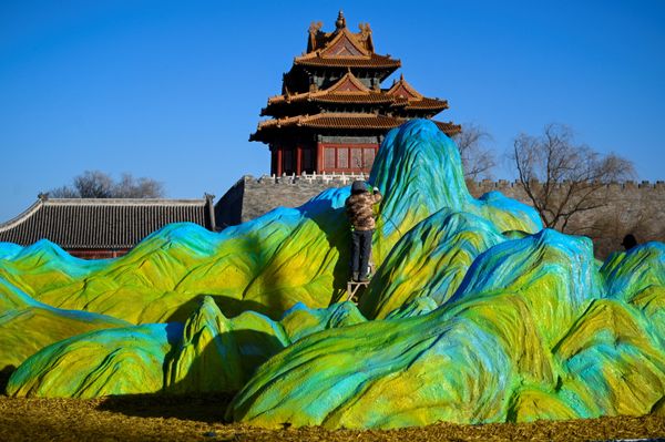 Dumplings - or jiaozi as the Chinese people call them - is the main course of the Lunar New Year meal. Dumplings embody the main New Year wish for the family - to give birth to sons.Above: A worker sets up an installation for the upcoming Lunar New Year of the Rabbit outside the Forbidden City in Beijing.  - Sputnik International